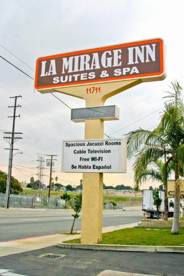 La Mirage Inn LAX Airport image 4